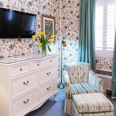 The Chesterfield Hotel Palm Beach Extérieur photo