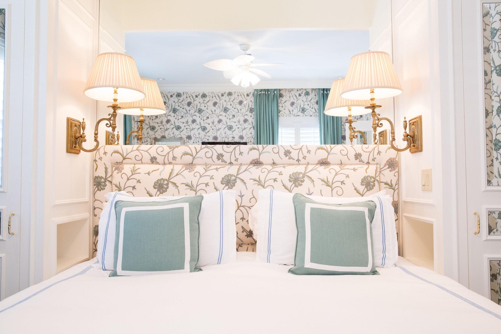 The Chesterfield Hotel Palm Beach Extérieur photo