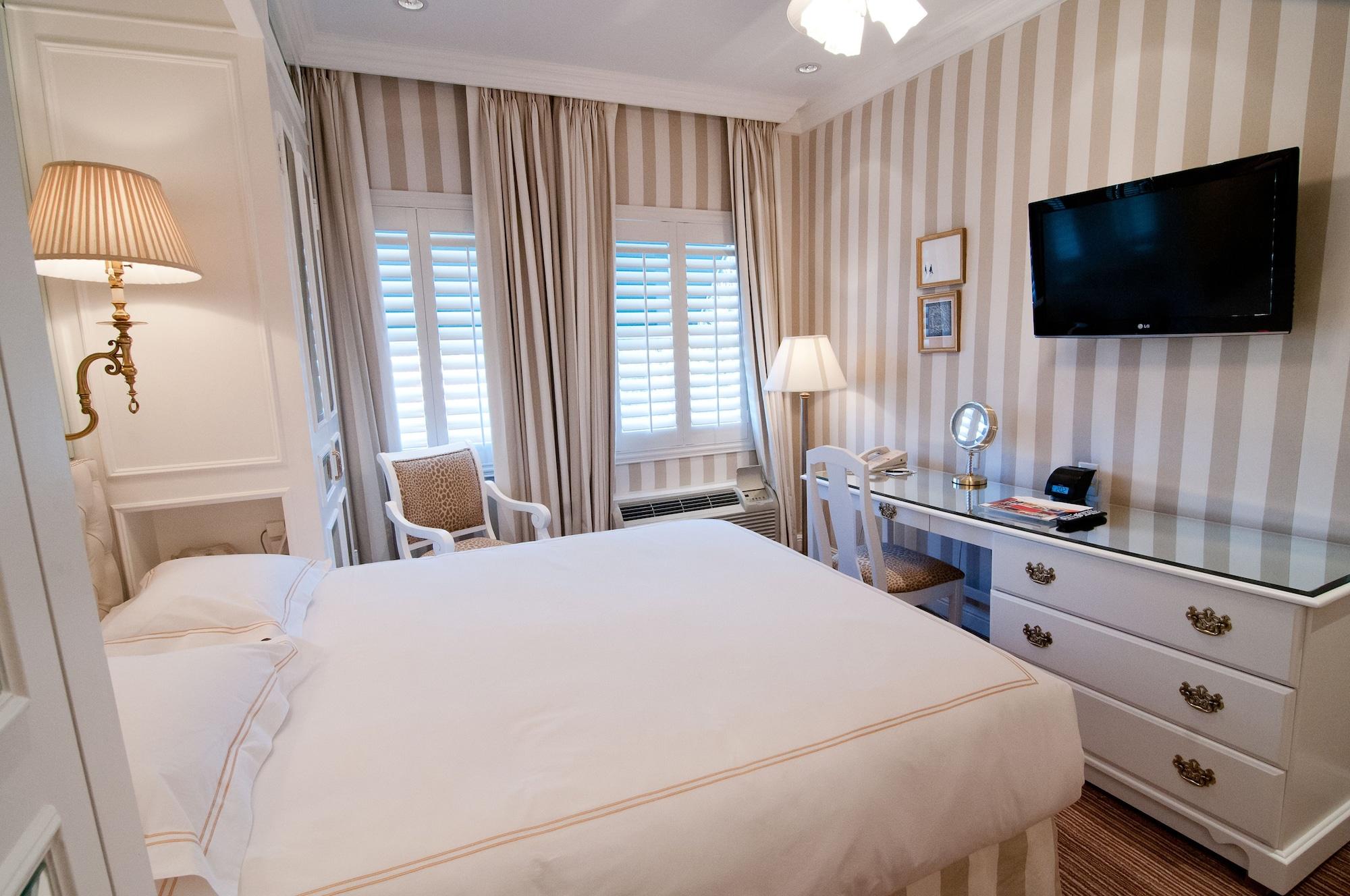 The Chesterfield Hotel Palm Beach Extérieur photo