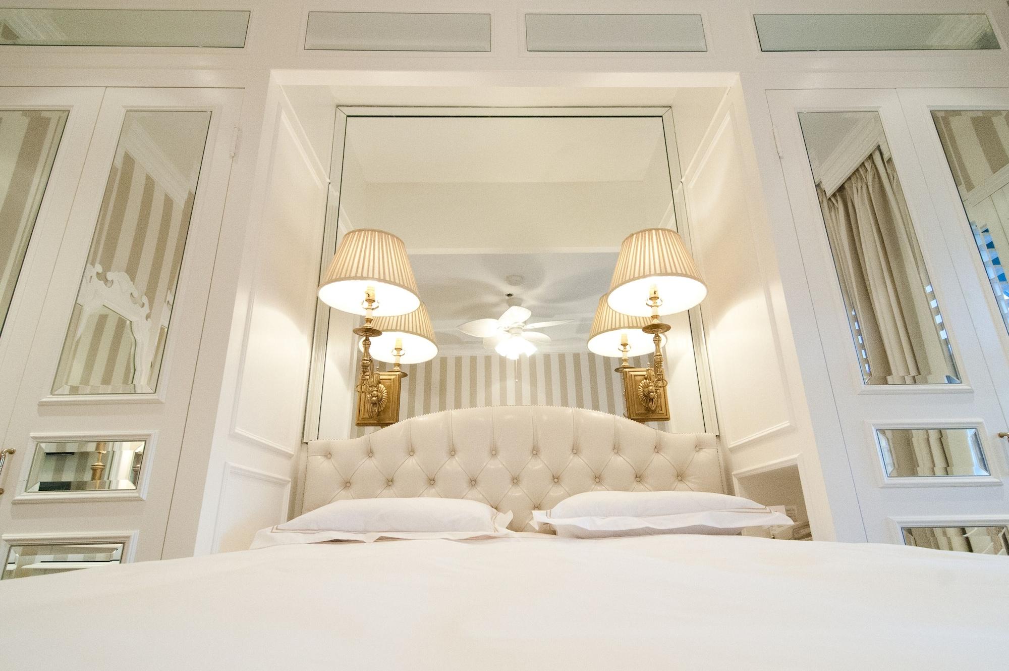 The Chesterfield Hotel Palm Beach Extérieur photo