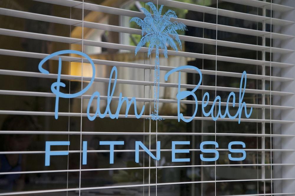 The Chesterfield Hotel Palm Beach Extérieur photo