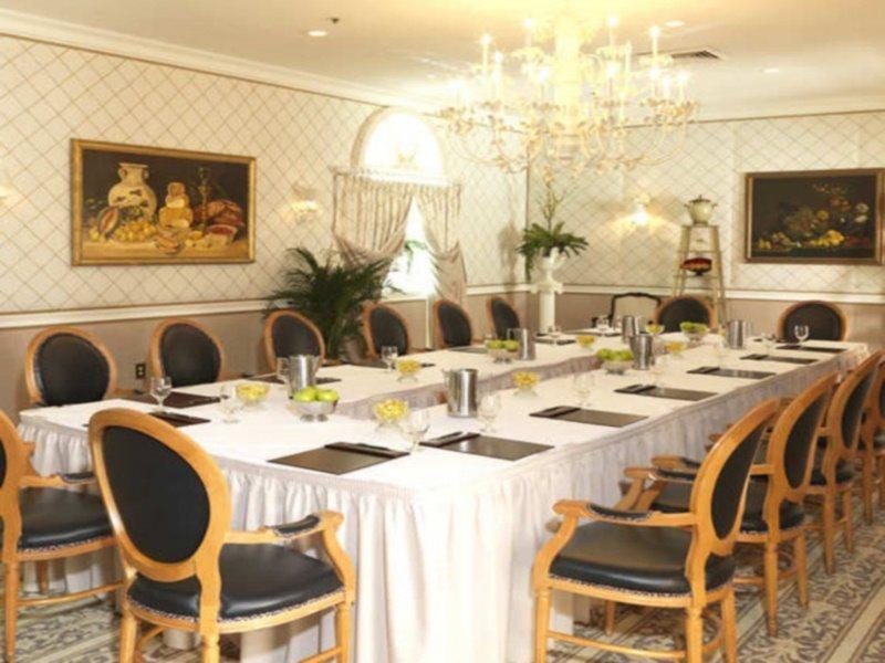 The Chesterfield Hotel Palm Beach Extérieur photo
