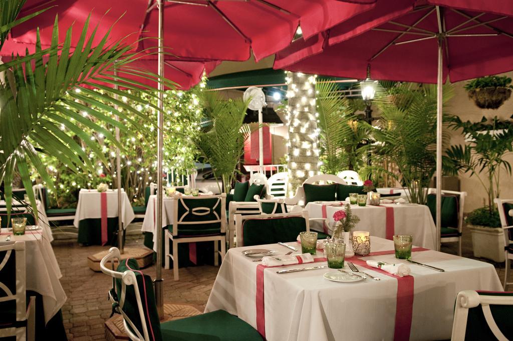 The Chesterfield Hotel Palm Beach Extérieur photo