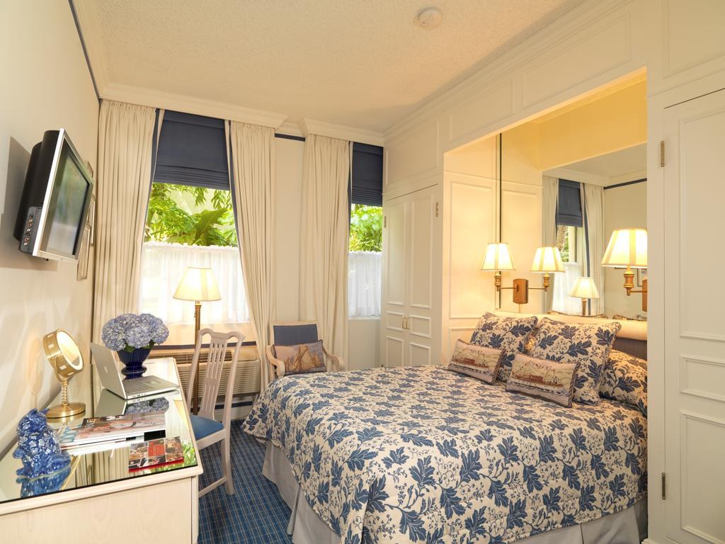 The Chesterfield Hotel Palm Beach Extérieur photo