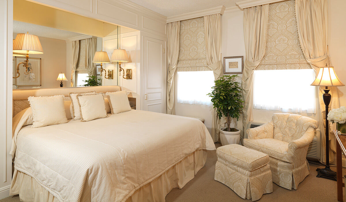 The Chesterfield Hotel Palm Beach Extérieur photo